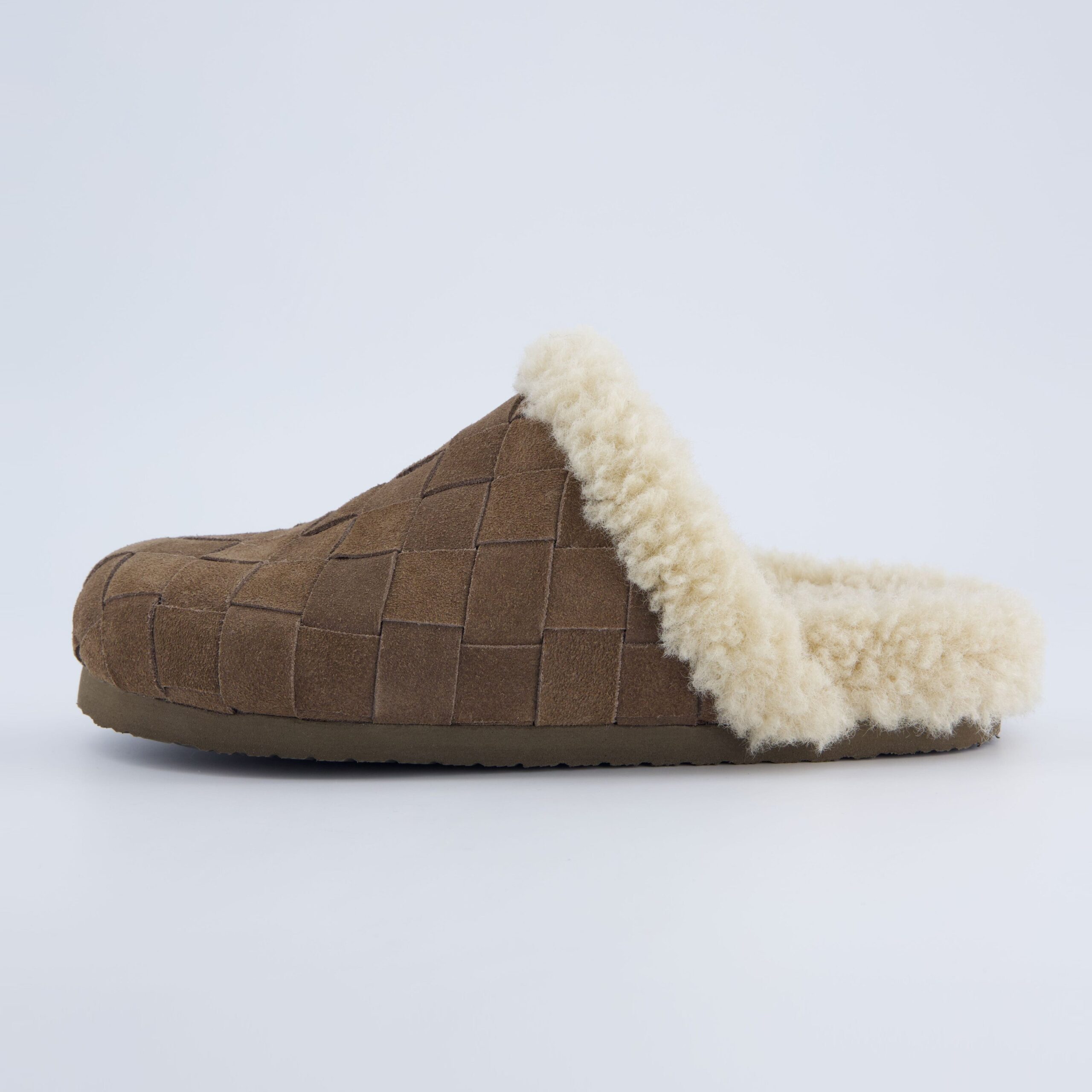 Cliche Suede Slipper