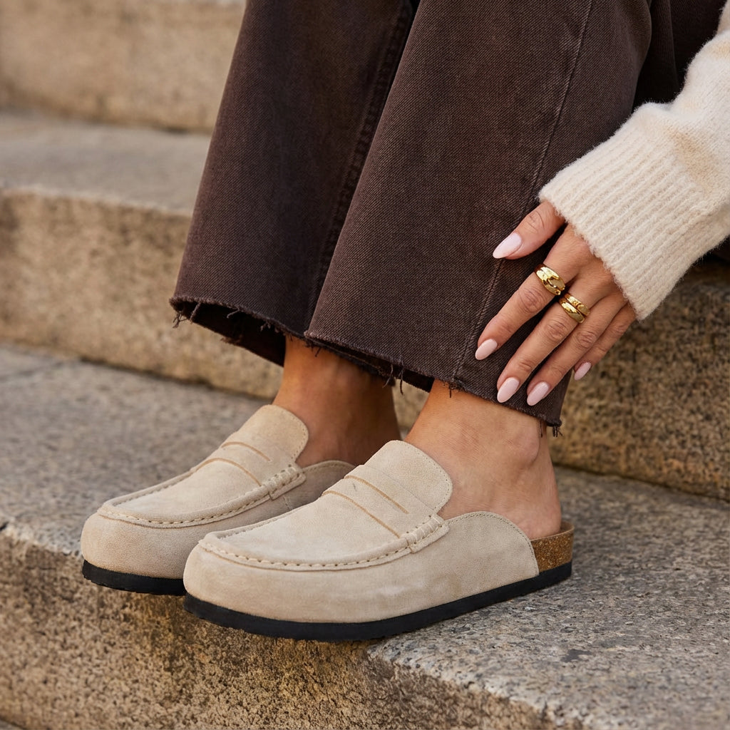 Fondu Leather Clogs - Image 14
