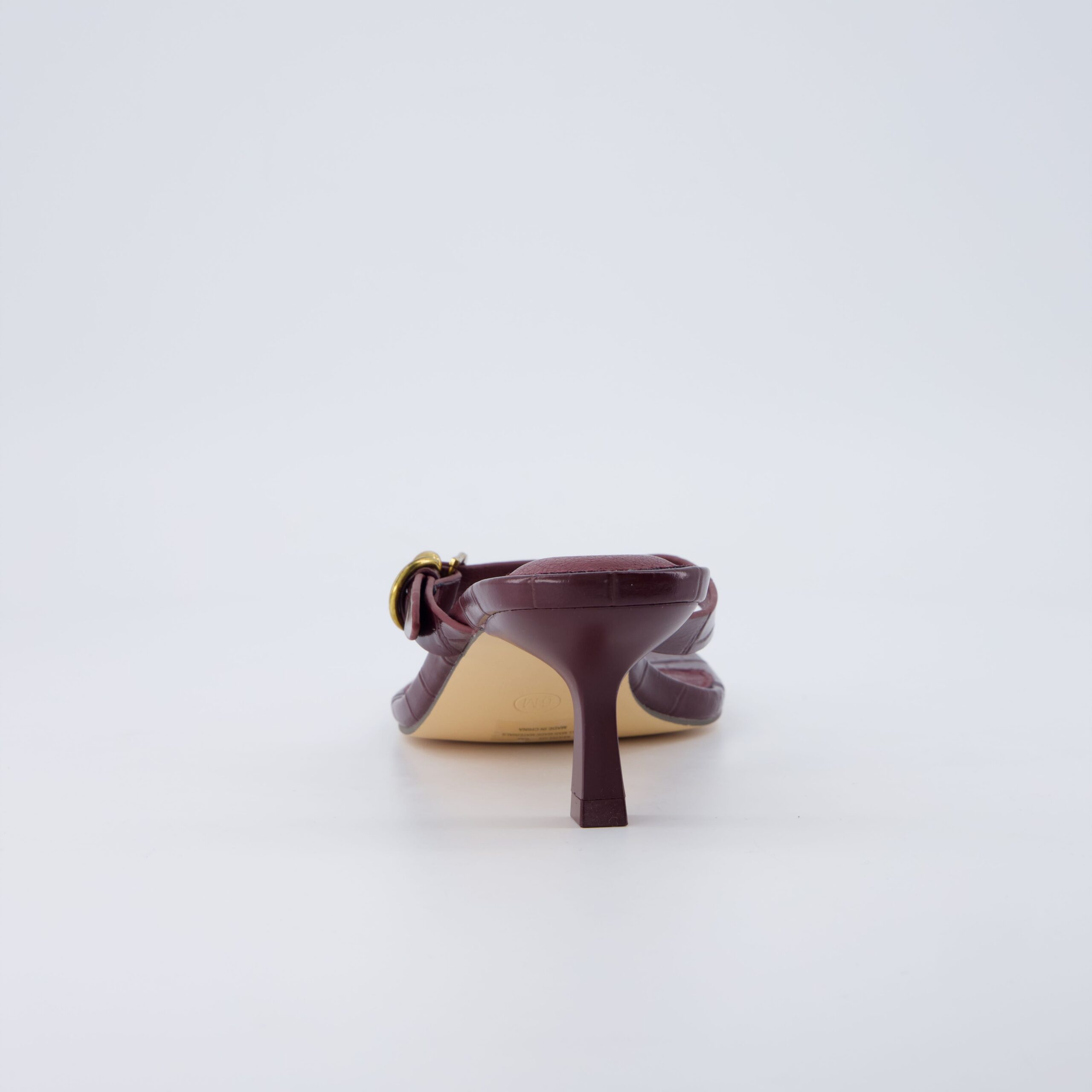 Marlin Low Kitten Heels - Image 14