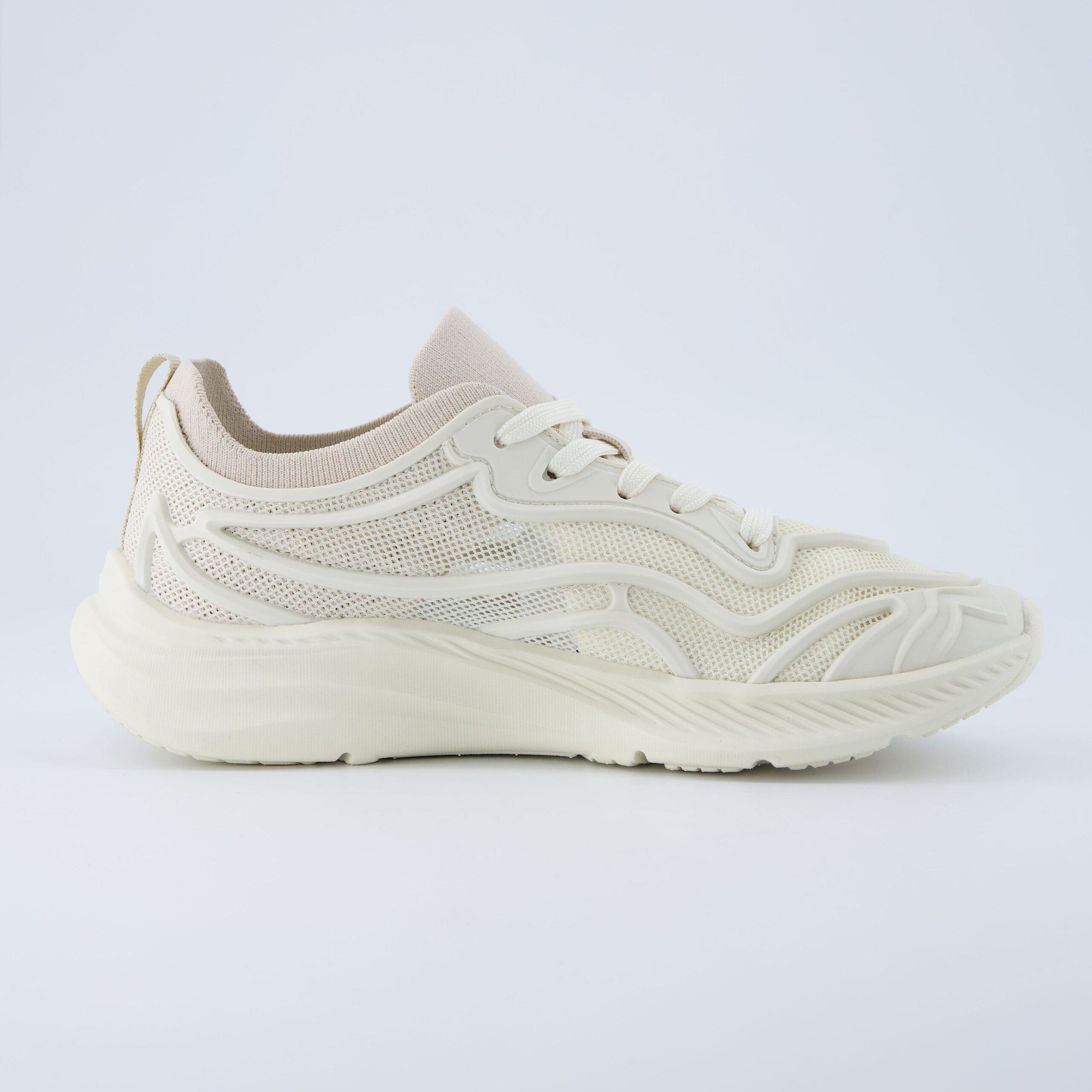 Trax Athletic Sneaker - Image 10